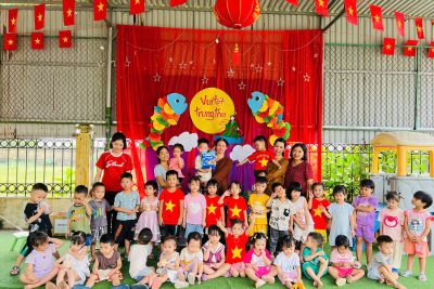 Hoạt động “Bé vui Tết trung thu” – Lớp 4 tuổi C