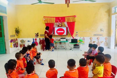 Dự án làm biển báo giao thông- khối 3 tuổi -Khu 2